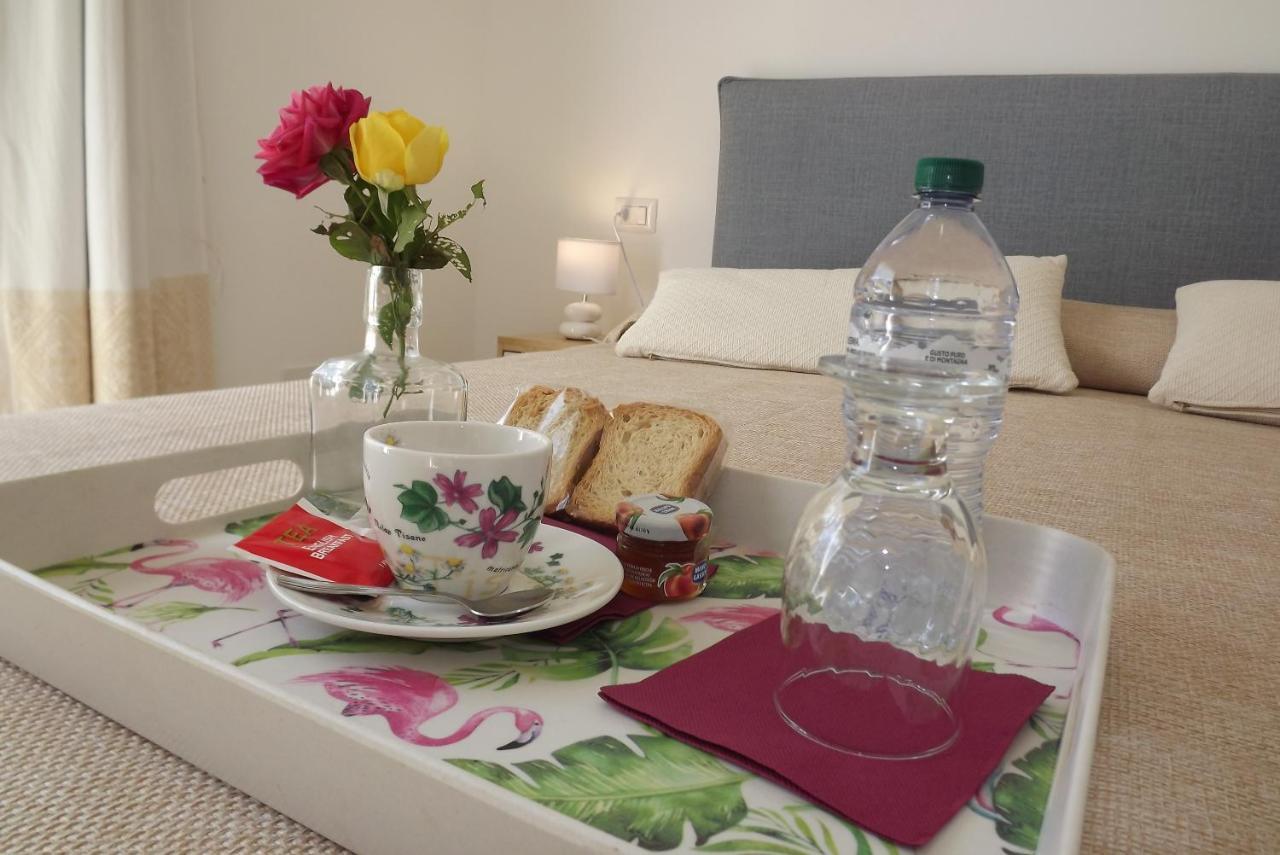 Flamingo Guest House- Rooms Olbia Exterior foto